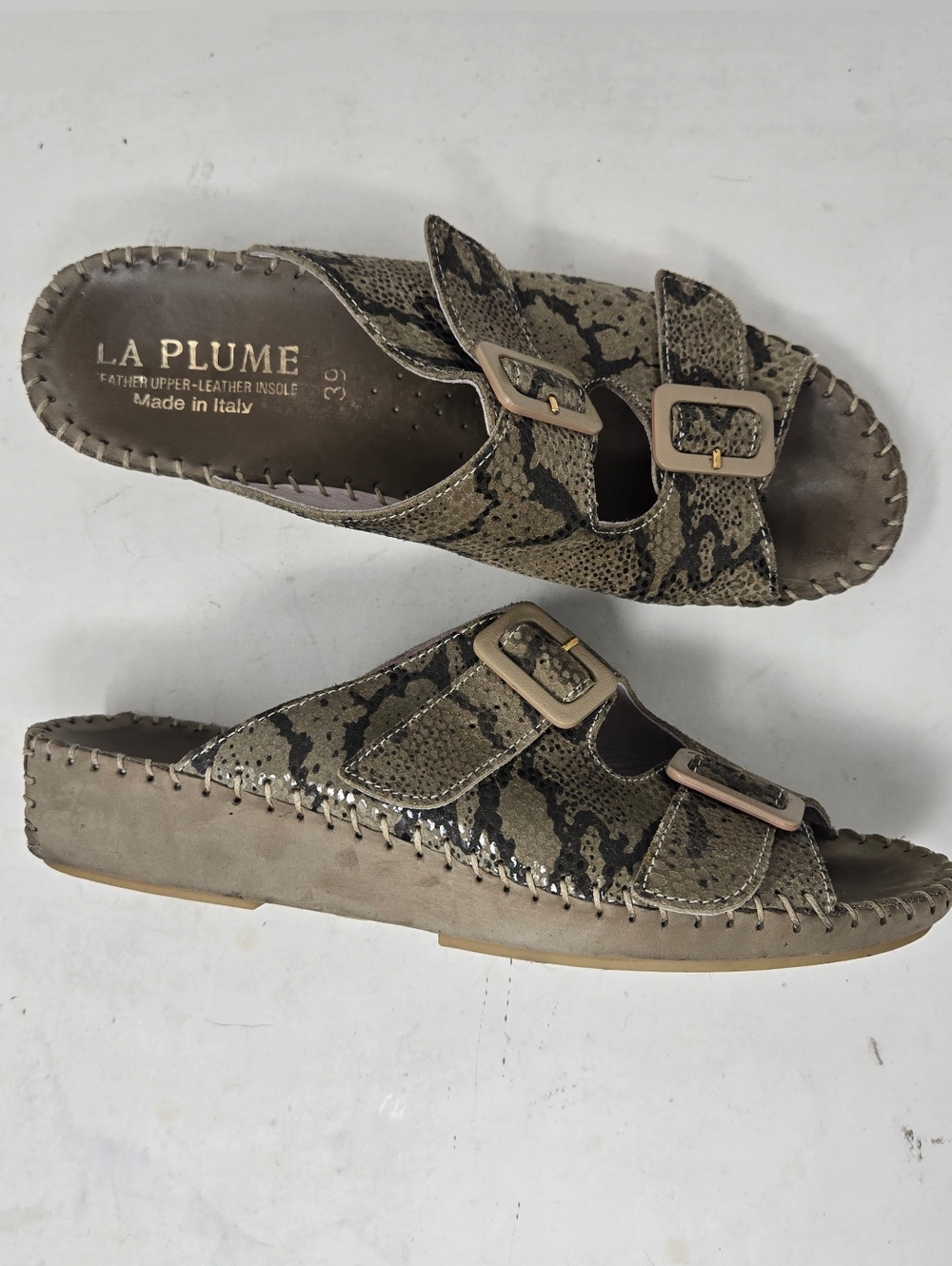 La Plume Snake Skin Open Toe Slip on Slide Sandals Women's Size 39EU